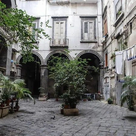 Tribunali Family By Wonderful Italy Naples
